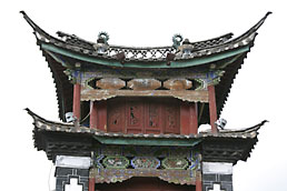 Typical roof, Old Lijiang